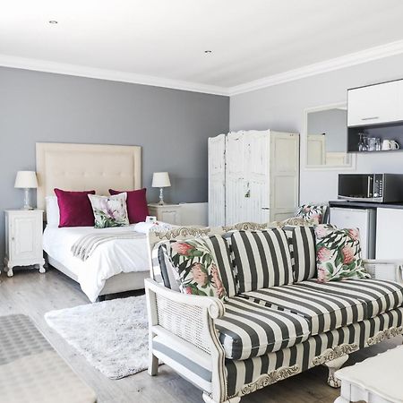 Namaste Spacious Studio Apartment Langebaan Eksteriør bilde