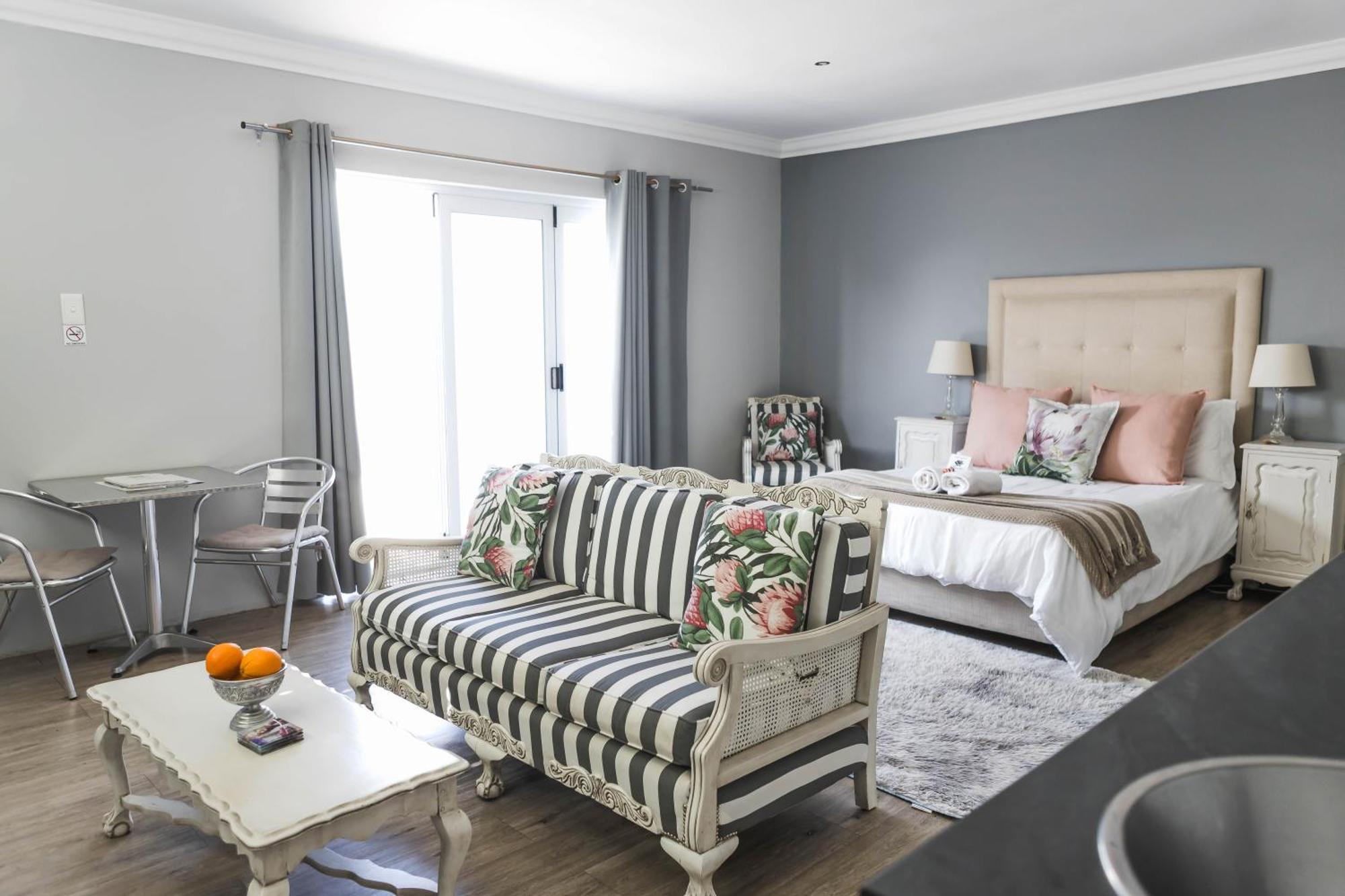 Namaste Spacious Studio Apartment Langebaan Eksteriør bilde