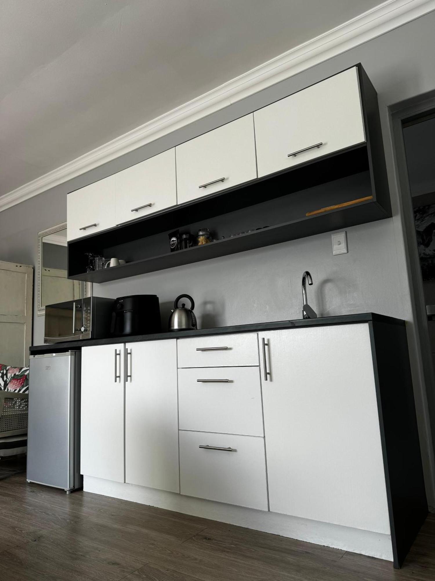 Namaste Spacious Studio Apartment Langebaan Eksteriør bilde